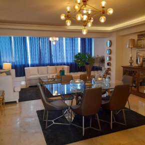 Elegant Apartment * Pool * Tranquility *Security